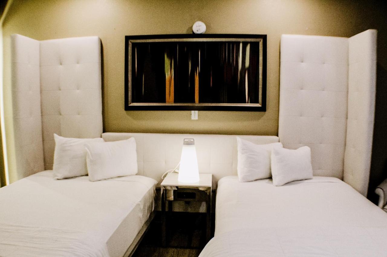 Motel Devonshire Rosamond
